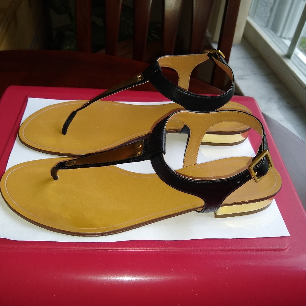 Halogen HARIAN black and gold flats